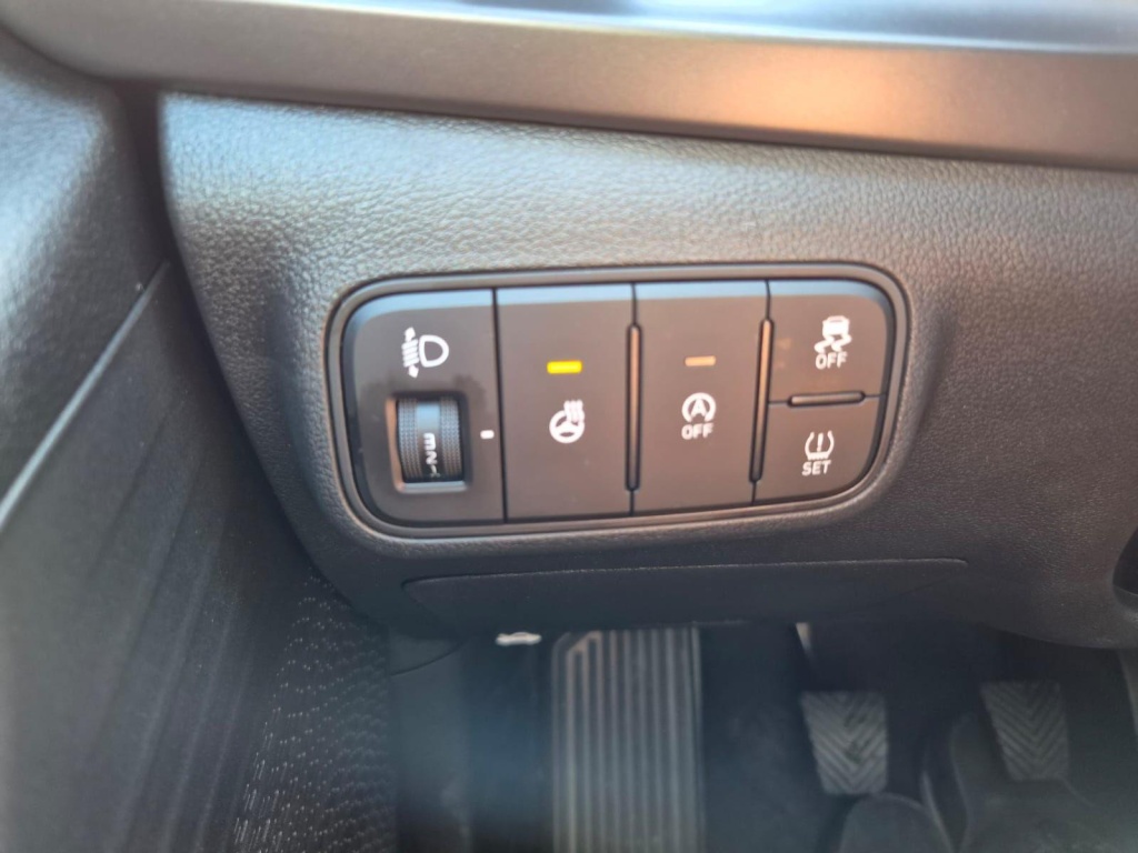 HYUNDAI i20 1.0 Gasoline 90hp - ref: 7-63423 - Photo 14