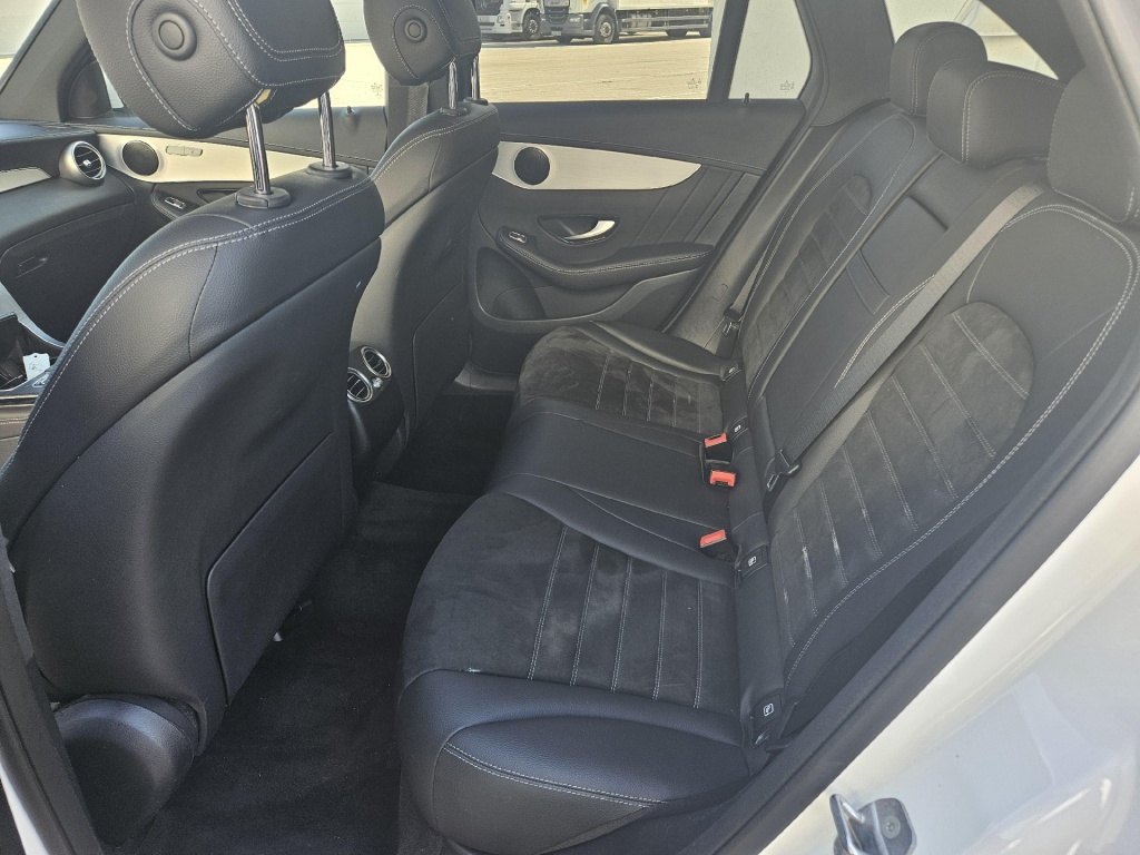 MERCEDES GLC AMG Line 300 258HP 4MATIC 9G-Tronic - ref: 7-63427 - Photo 1