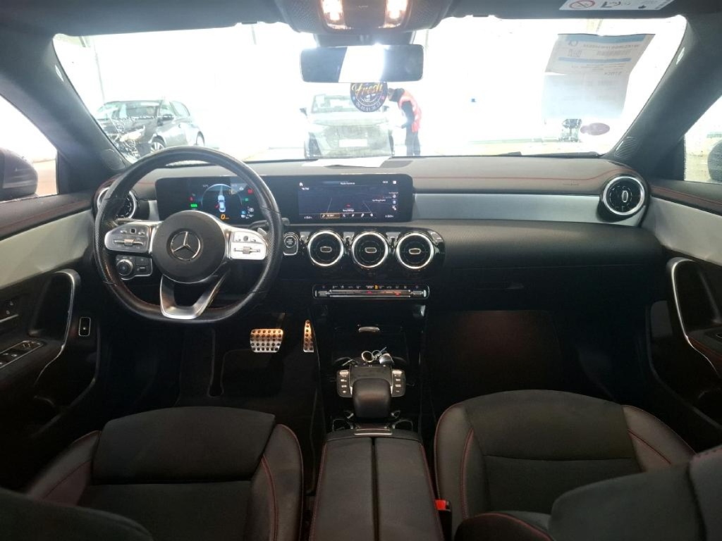 MERCEDES CLA AMG-Line 250 e - ref: 7-63561 - Photo 8