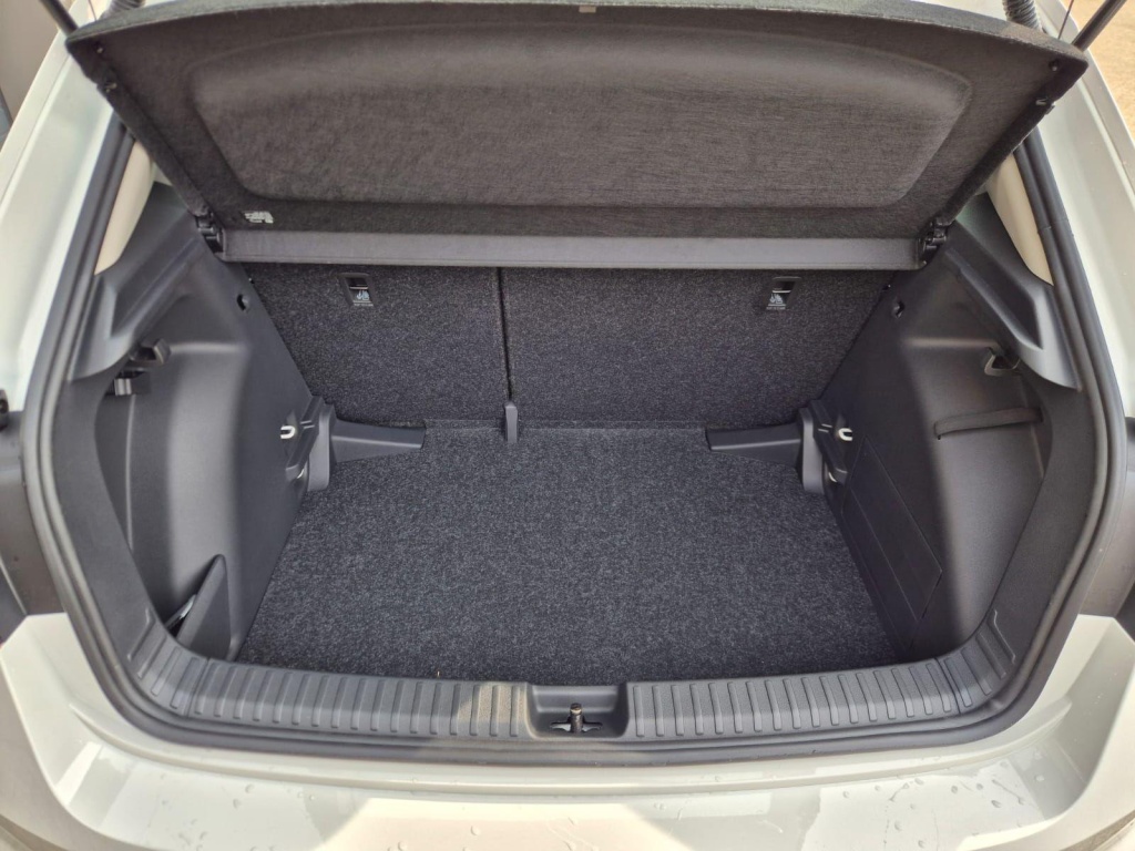 SKODA Fabia Selection 1.0 Gasoline 95hp - ref: 7-63596 - Photo 9