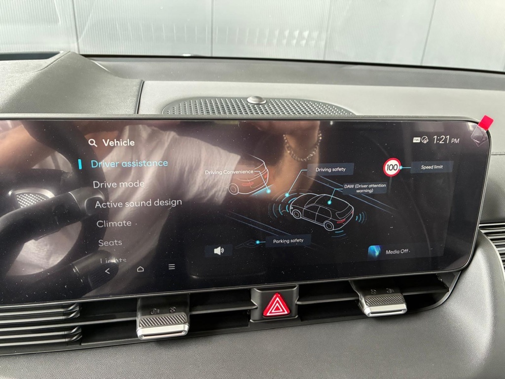 HYUNDAI Ioniq Prestige Line 84kWh 2WD - ref: 7-66207 - Photo 16