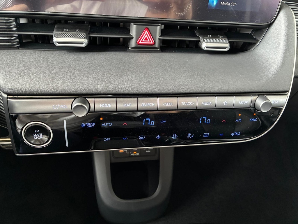 HYUNDAI Ioniq Prestige Line 84kWh 2WD - ref: 7-66207 - Photo 17