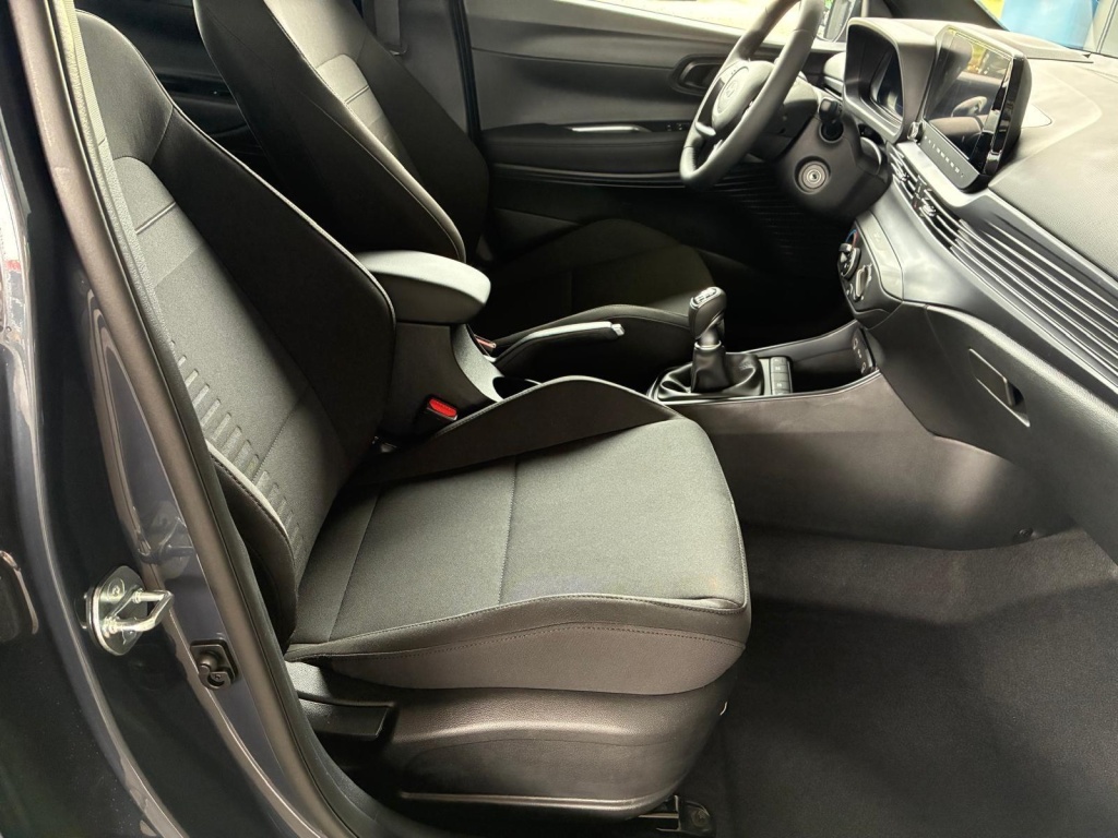HYUNDAI Bayon Comfort Plus 1.0 T-GDI 6MT - ref: 7-66360 - Photo 9