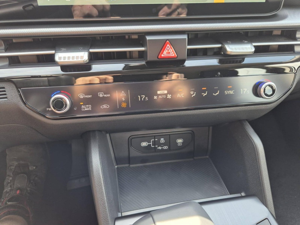 KIA Sportage Vision 1.6 Gasoline 150hp - ref: 7-66393 - Photo 14