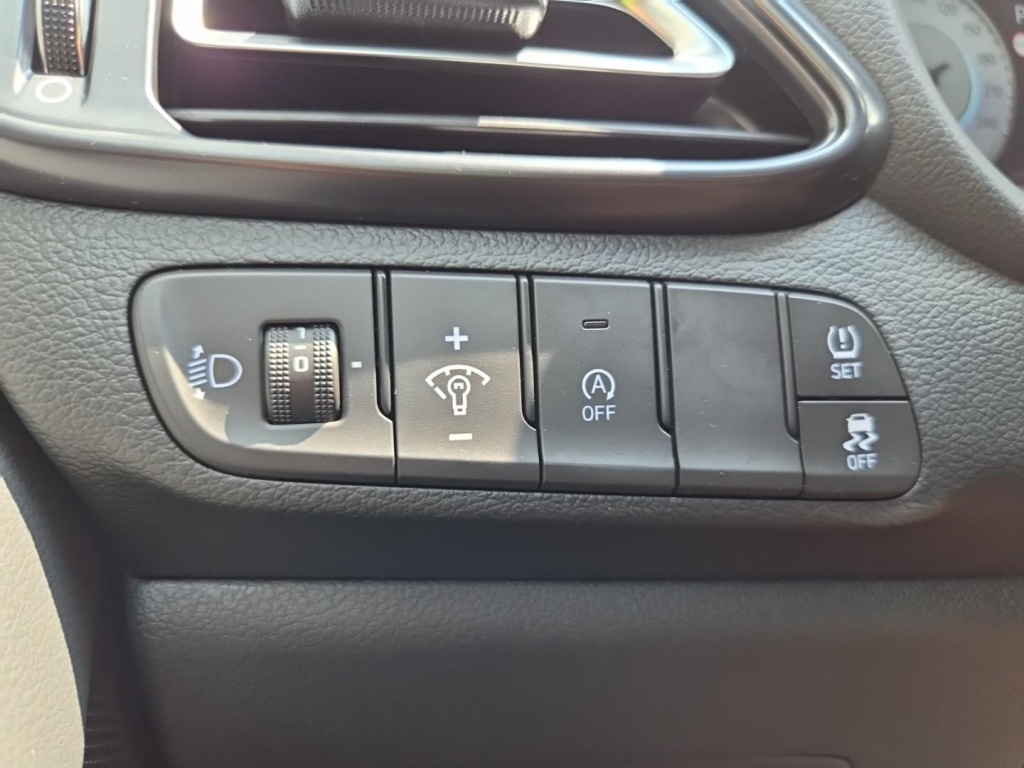 HYUNDAI i30 N-Line 1.6 Gasoline 150hp - ref: 7-66473 - Photo 14