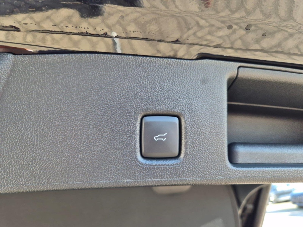 FORD Kuga ST-Line 2.5 Plug-in Hybrid Gasoline 242hp - ref: 7-66504 - Photo 12