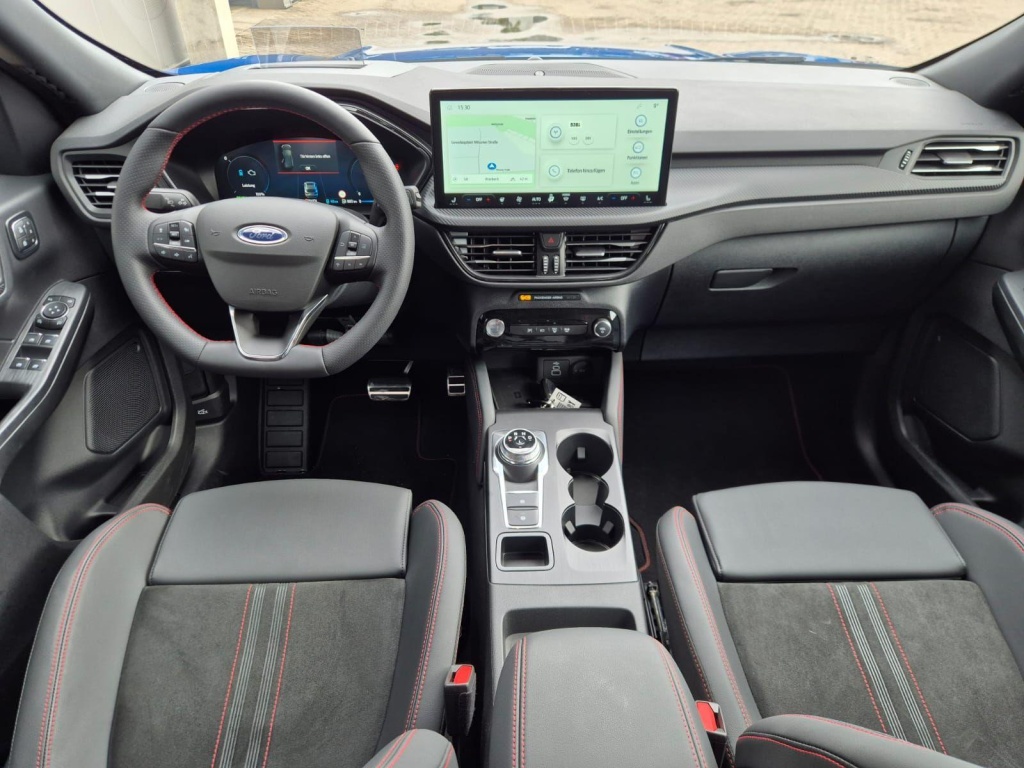FORD Kuga ST-Line 2.5 Plug-in Hybrid Gasoline 242hp - ref: 7-66505 - Photo 17