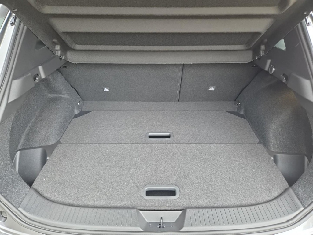 NISSAN Qashqai Tekna 1.3 Gasoline 158hp - ref: 7-66572 - Photo 11