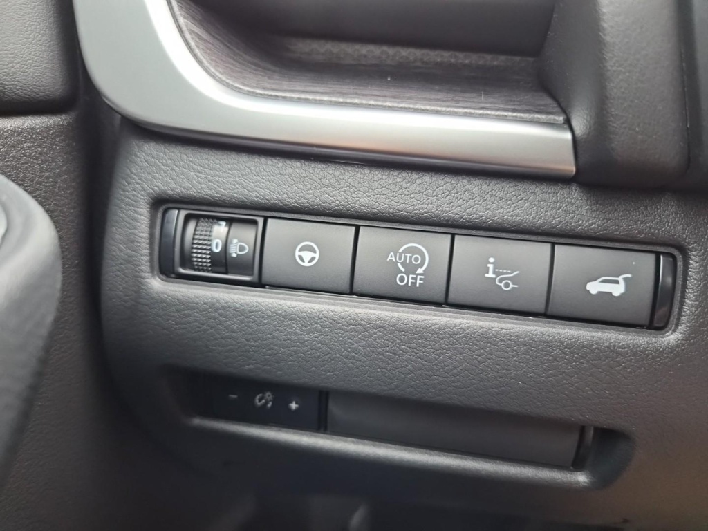 NISSAN Qashqai Tekna 1.3 Gasoline 158hp - ref: 7-66572 - Photo 18