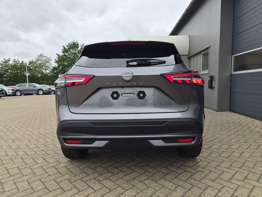 NISSAN Qashqai Tekna 1.3 Gasoline 158hp - ref: 7-66572 - Photo 4