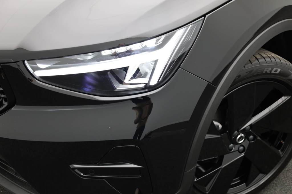 VOLVO XC40 Black Edition Plus 2.0 Gasoline 197hp - ref: 7-66582 - Photo 11