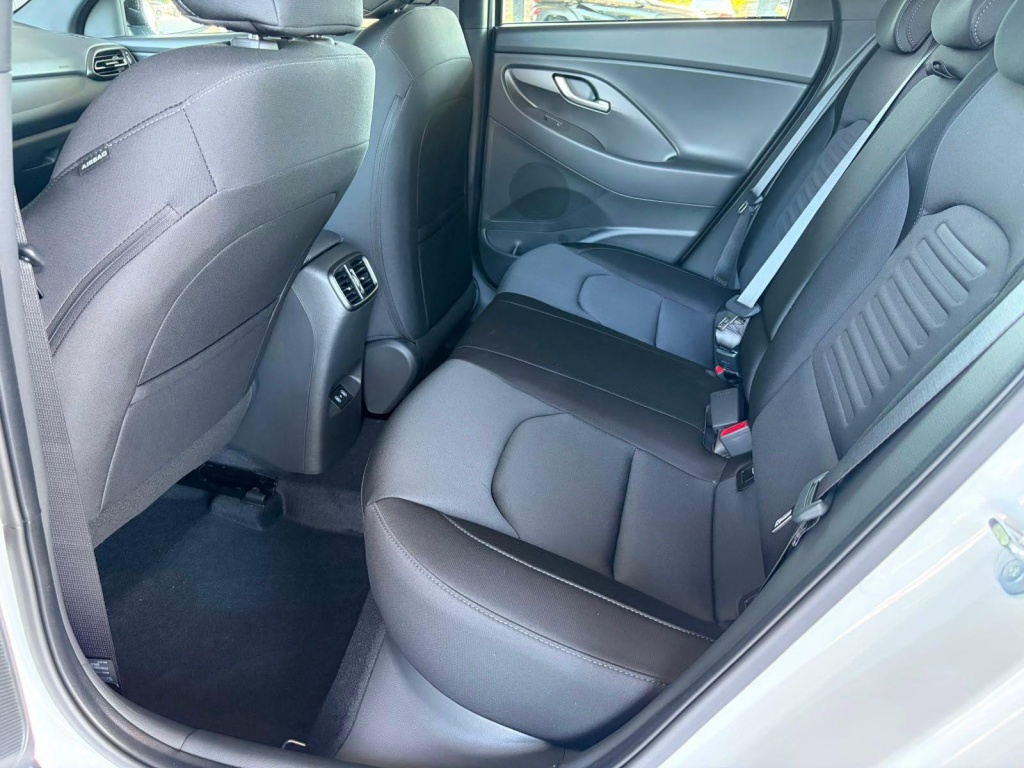HYUNDAI i30 Comfort Plus PD GO Plus 1.0 TGDI - ref: 7-66697 - Photo 6