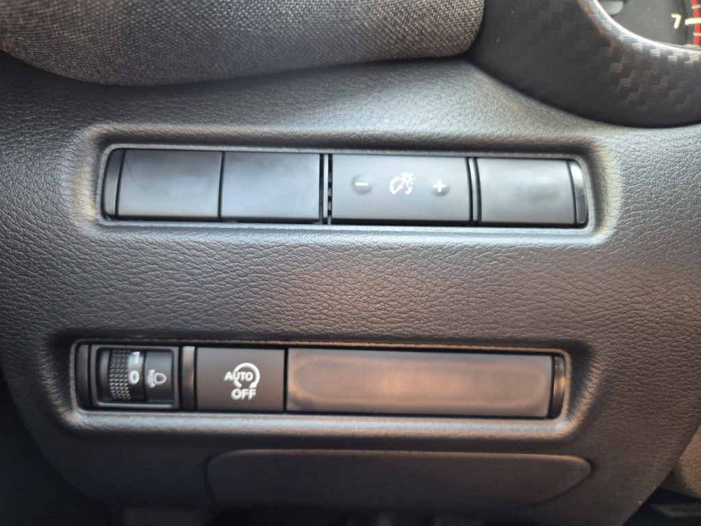 NISSAN Juke Acenta 1.0 Gasoline 114hp - ref: 7-66732 - Photo 14