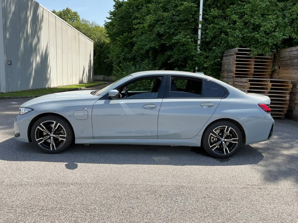 BMW 330 3er - 330e xDrive M Sport (EURO 6e) SOH 100% 2.0 Plugin Hybrid (Benzin) 184hp xDrive - ref: 7-66901 - Photo 4