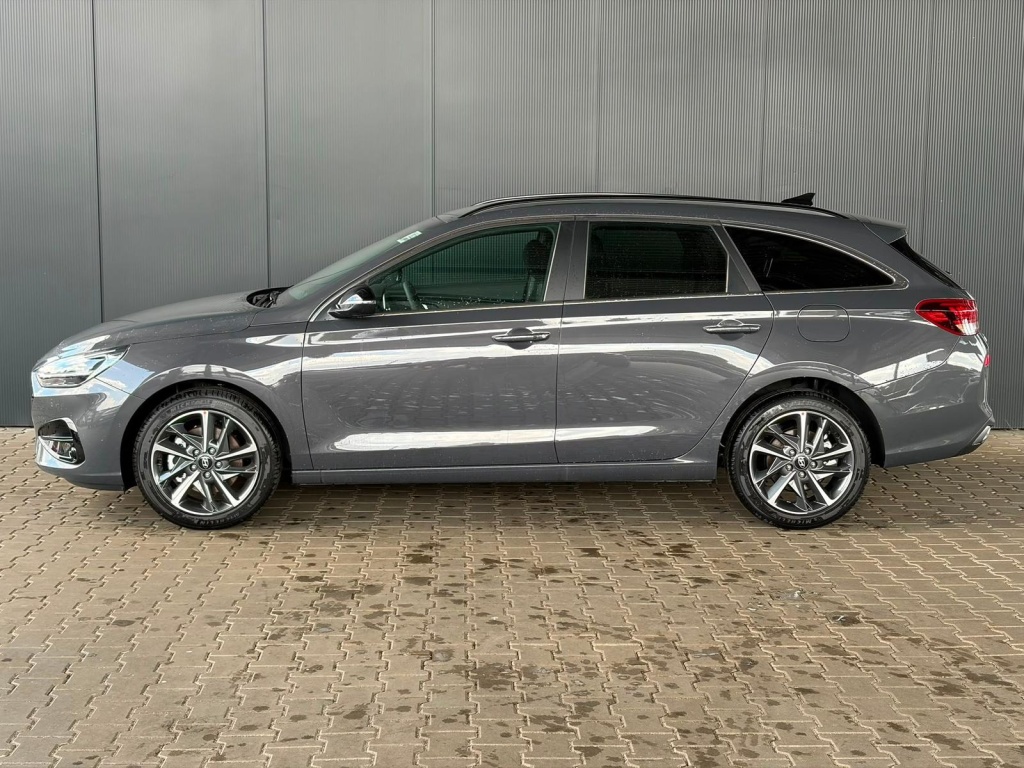 HYUNDAI i30 Comfort Plus 1.0 TGDI DCT 74 kW - ref: 7-67139 - Photo 2