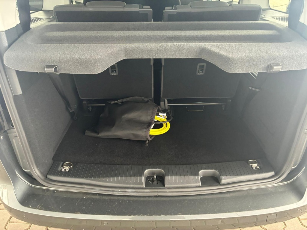 VOLKSWAGEN Caddy Life eHybrid 1.5 PHEV 150 PS DSG - ref: 7-67167 - Photo 9