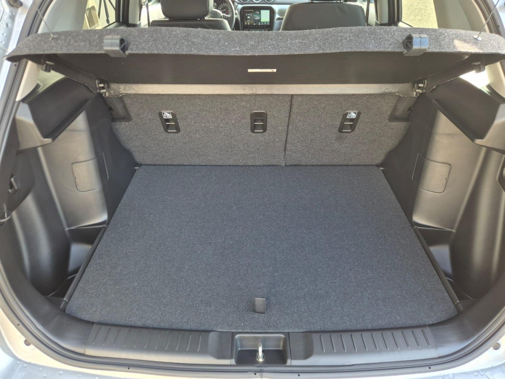 SUZUKI Vitara Comfort+ 1.4 Gasoline 110hp - ref: 7-67203 - Photo 9