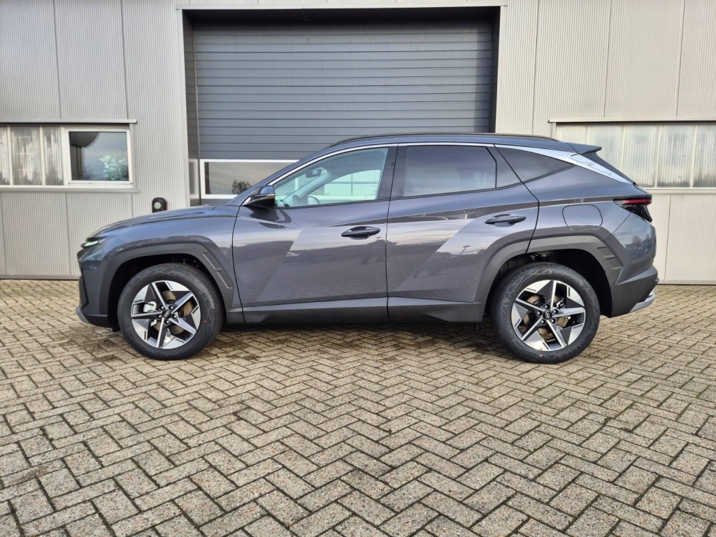 HYUNDAI Tucson Trend 1.6 Gasoline 150hp - ref: 7-67209 - Photo 2