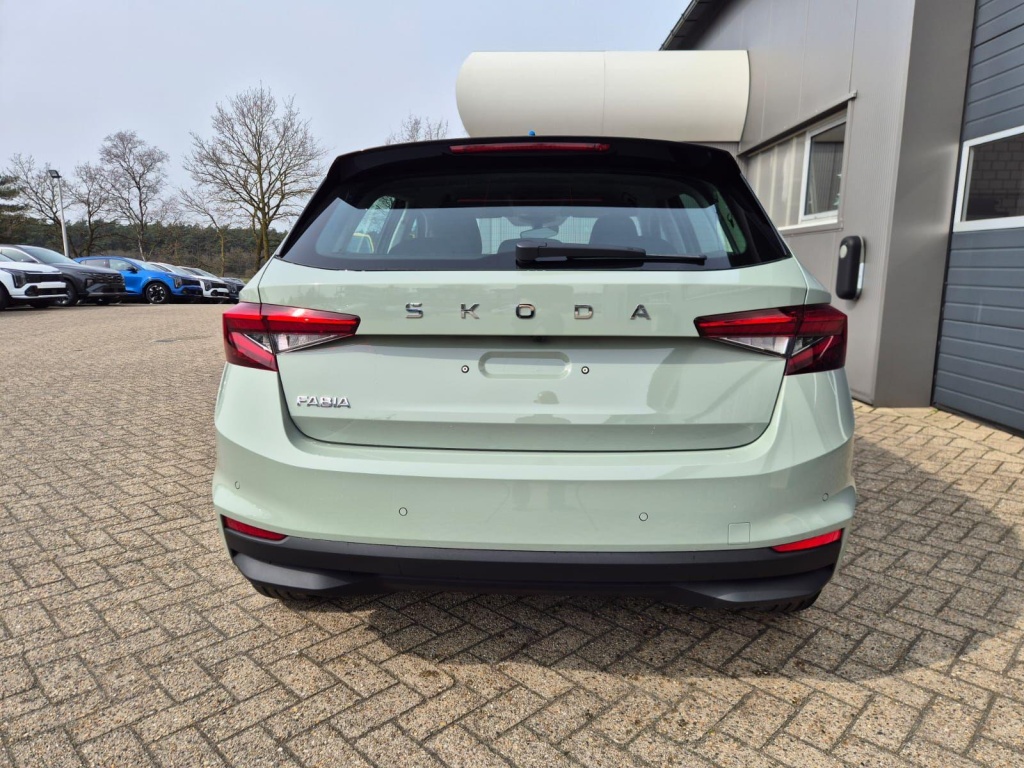 SKODA Fabia Selection 1.0 Gasoline 95hp - ref: 7-67234 - Photo 4