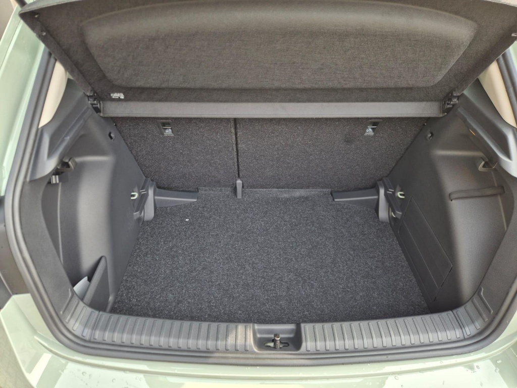 SKODA Fabia Selection 1.0 Gasoline 95hp - ref: 7-67234 - Photo 9