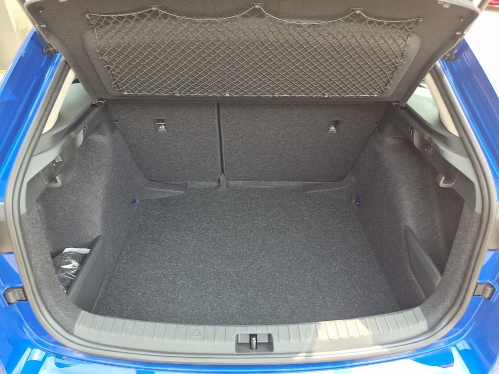 SKODA Scala Selection 1.0 Gasoline 116hp DSG - ref: 7-68021 - Photo 9