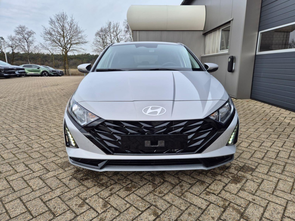 HYUNDAI i20 Trend 1.0 Gasoline 90hp - ref: 7-68025 - Photo 8