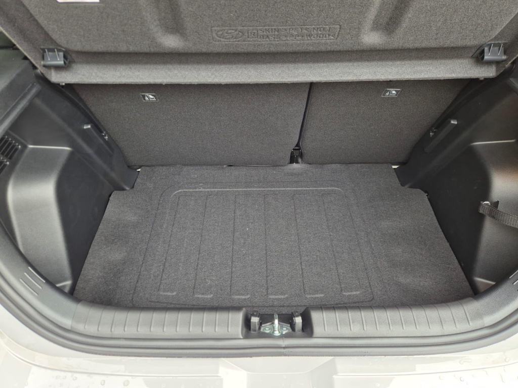 HYUNDAI i20 Trend 1.0 Gasoline 90hp - ref: 7-68025 - Photo 9