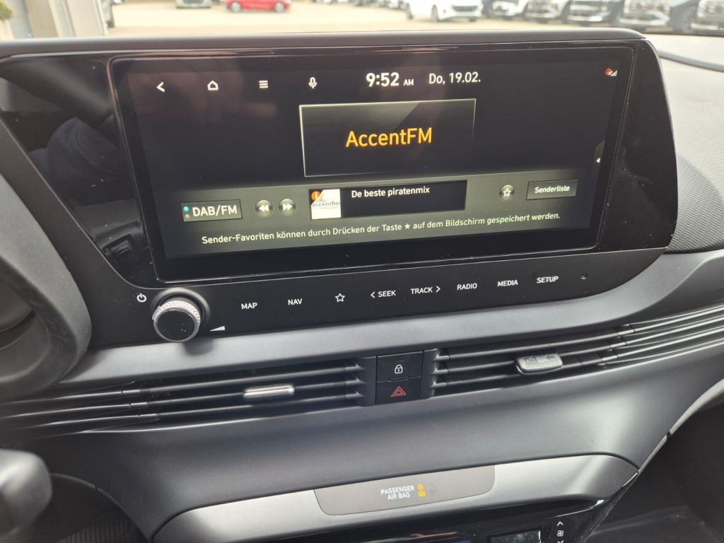 HYUNDAI i20 Trend 1.0 Gasoline 90hp - ref: 7-68027 - Photo 19