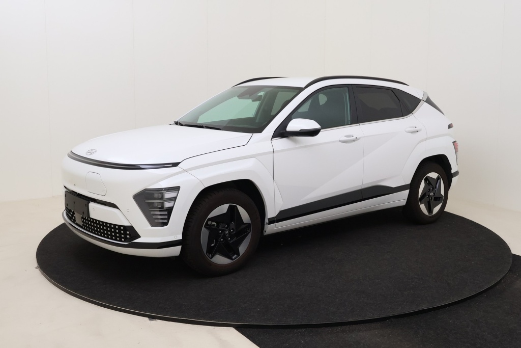 HYUNDAI Kona Shine 17 65 kWh 214 - ref: 7-68340 - Photo 10