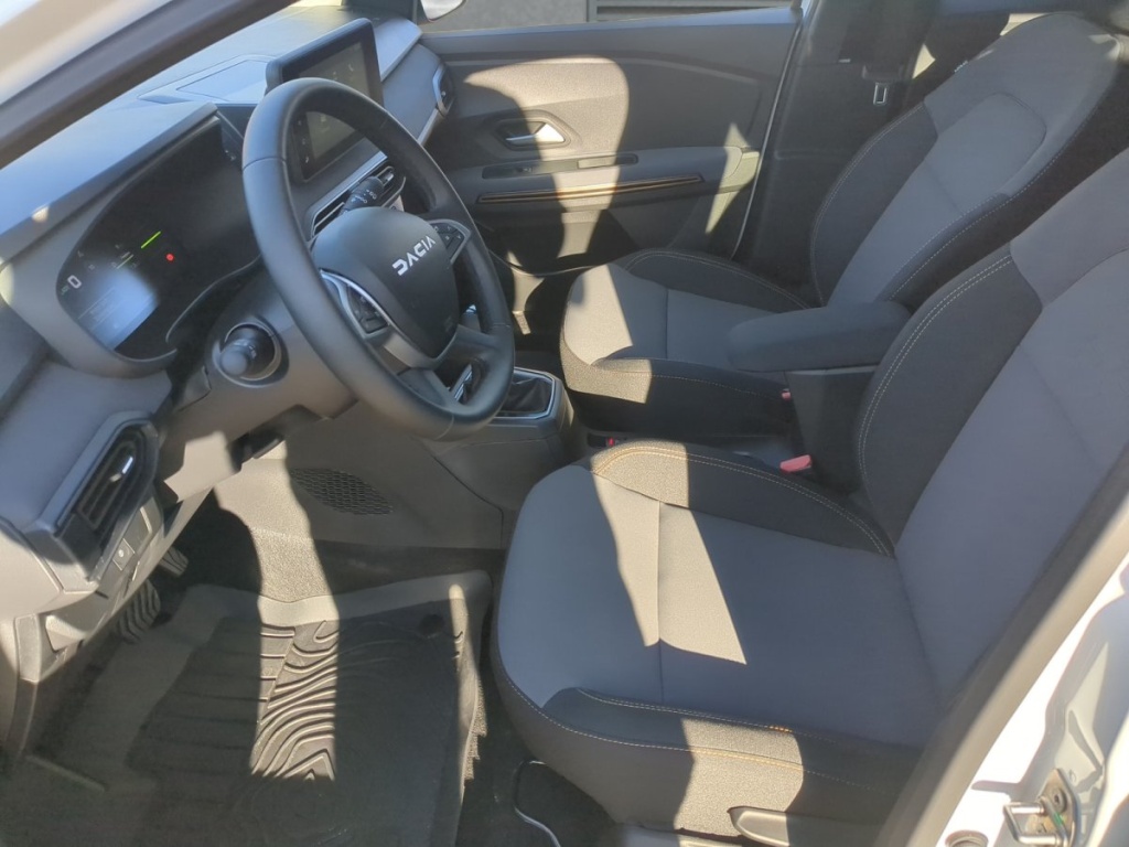 DACIA Jogger Extreme+ 7-Sitzer Full-Hybrid 140 - ref: 7-68713 - Photo 4