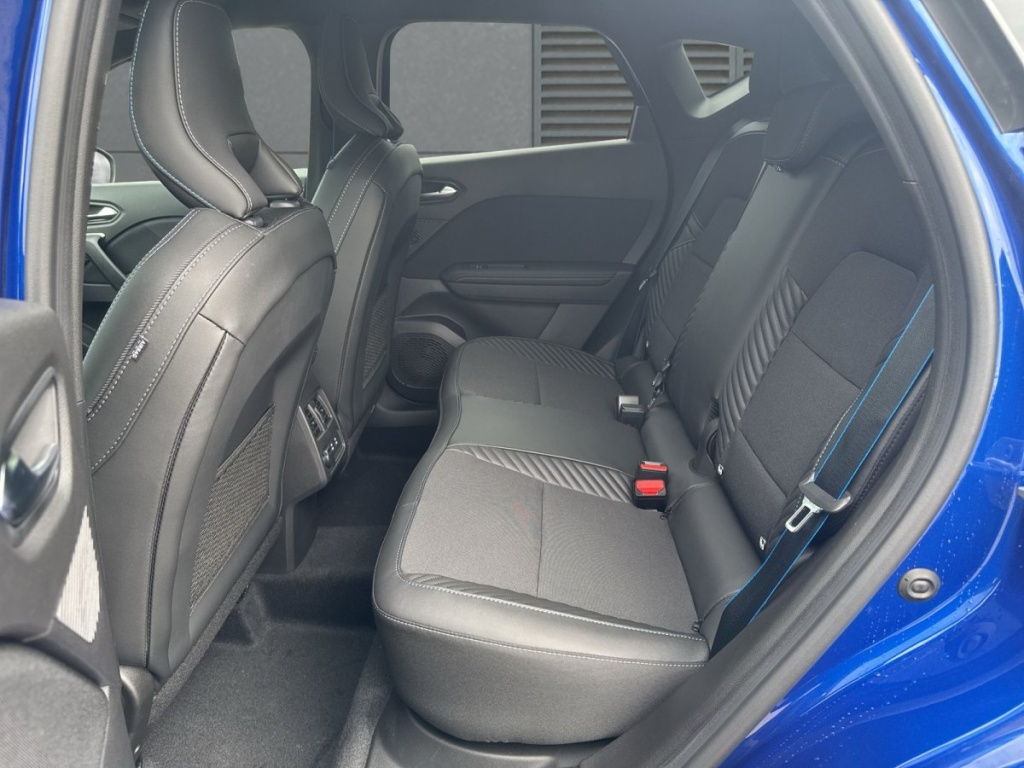 RENAULT Captur Esprit Alpine Full-Hybrid 160 E-Tech - ref: 7-68813 - Photo 6