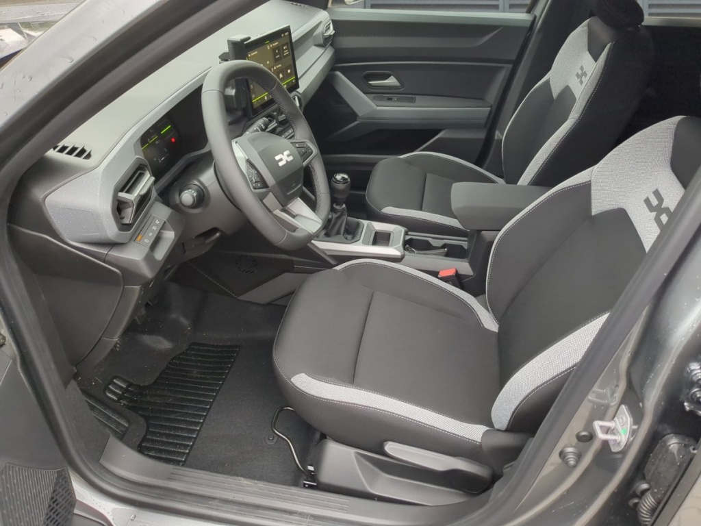 DACIA Duster Journey 1.0 TCe 74 kW bivalent (Benzin / LPG) - ref: 7-68855 - Photo 4