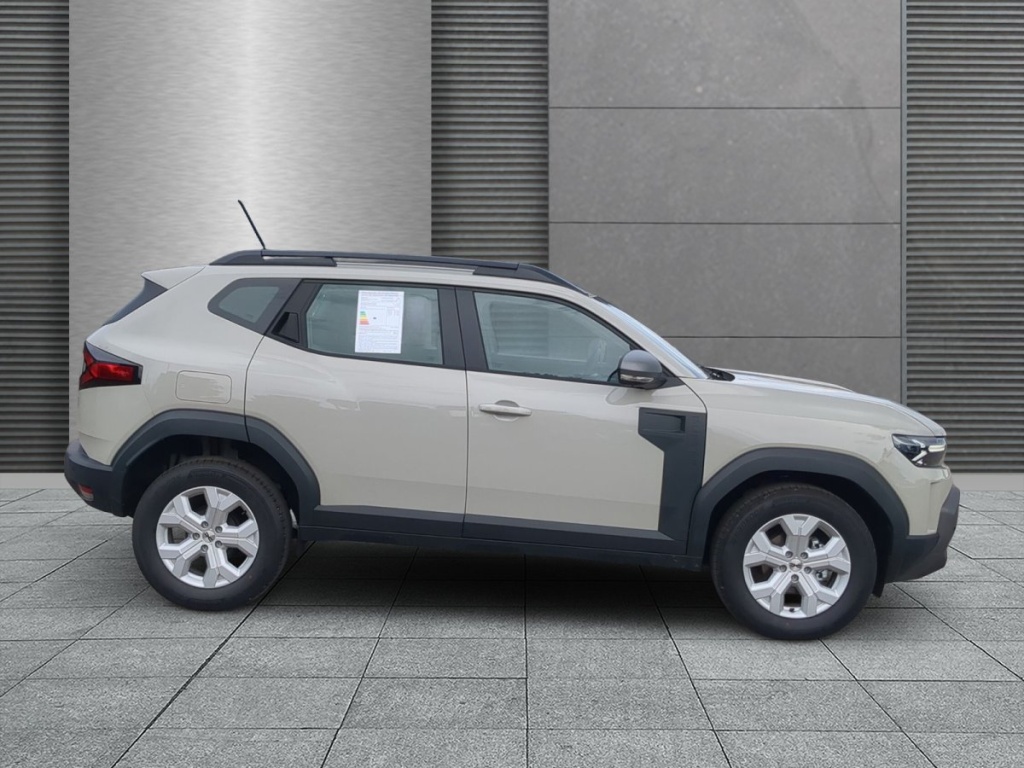 DACIA Duster Expression TCe 140 - ref: 7-68891 - Photo 2