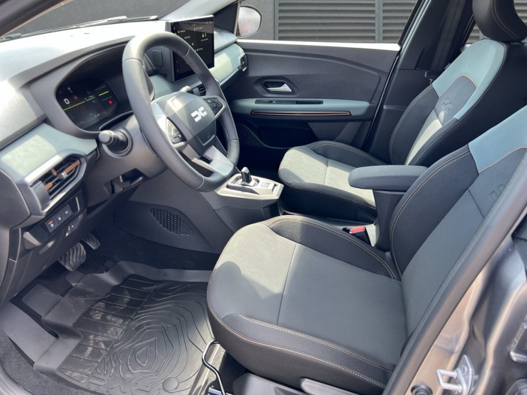 DACIA Jogger Extreme 5-S ECO-G 120 auto - ref: 7-68976 - Photo 4