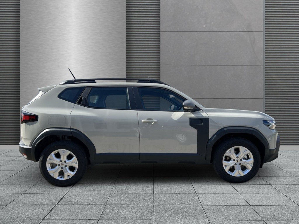 DACIA Duster Expression Full-Hybrid 155 - ref: 7-69014 - Photo 2