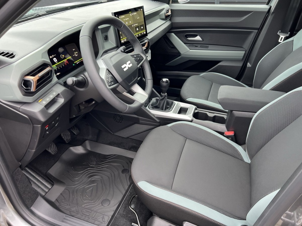 DACIA Bigster Extreme Mild-Hybrid 1.2 TCe LPG/Benzin 103 kW 6-Gang - ref: 7-69043 - Photo 4
