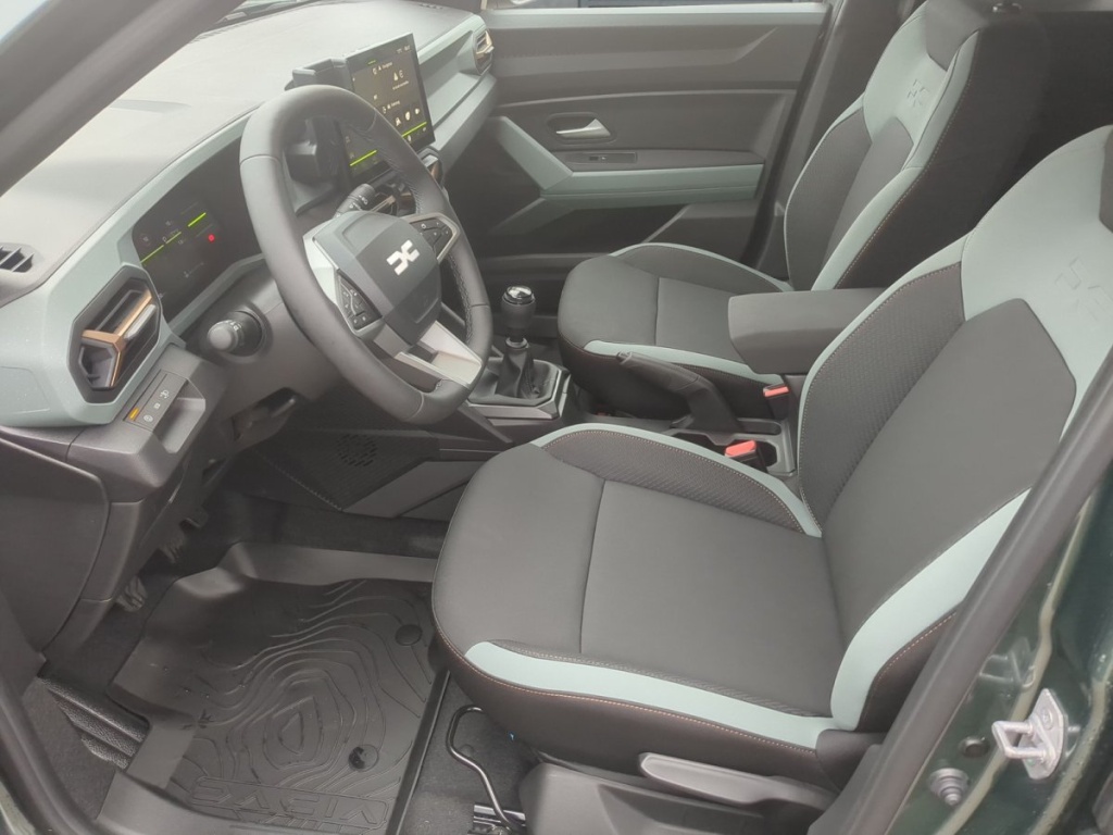 DACIA Duster Extreme TCe 140 - ref: 7-69252 - Photo 4