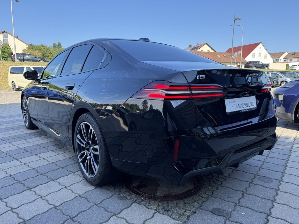 BMW I5 i5 Lim.  eDrive40 M Sport SOH 98,49 % Elektro 340hp - ref: 7-69255 - Photo 6