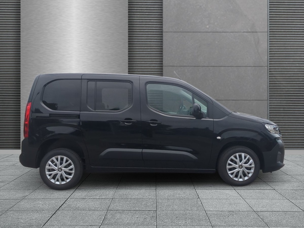 FIAT Doblo L1 Klima Navi PDC RFK Kombi 1.5 HDI - ref: 7-69438 - Photo 2