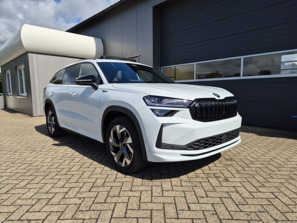 SKODA Kodiaq Sportline 1.5 Plug-in Hybrid Gasoline 204hp DSG - ref: 7-69516 - Photo 7