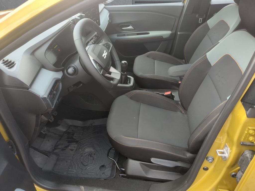 DACIA Sandero Extreme TCe 110 - ref: 7-69580 - Photo 4