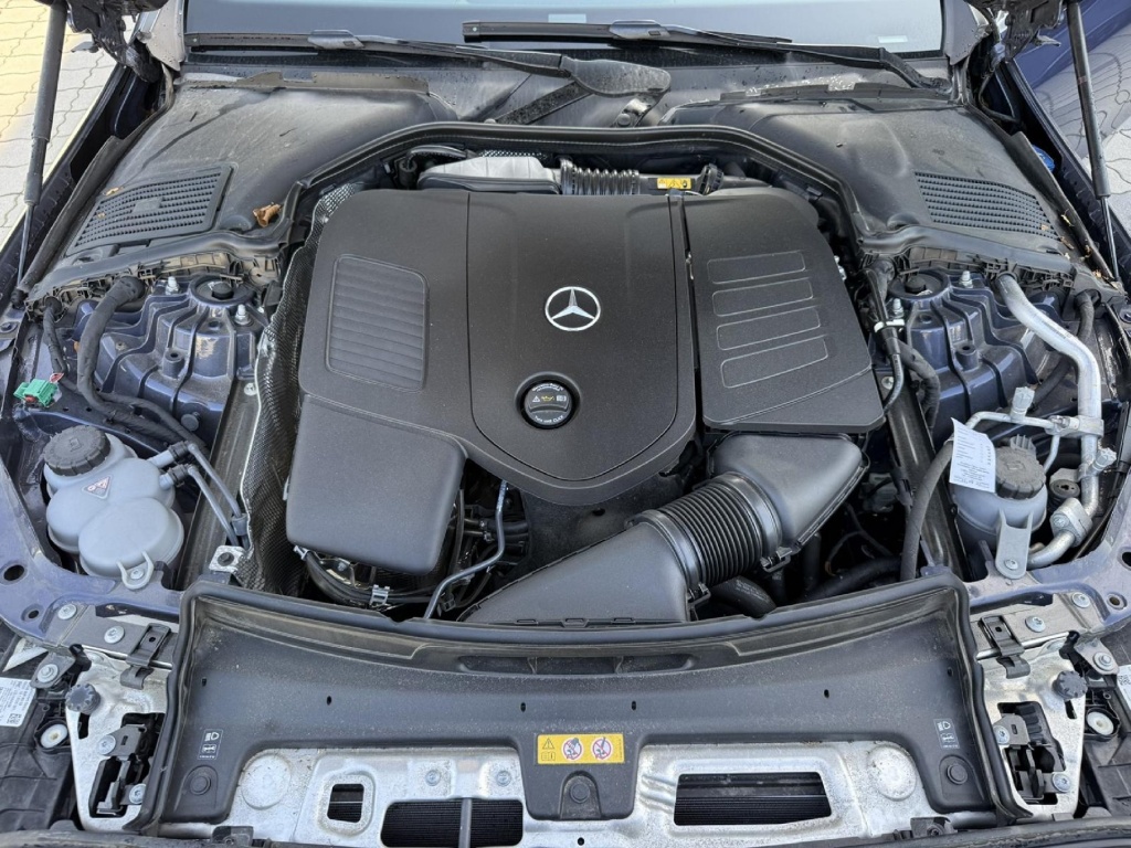 MERCEDES Classe C AMG-Line 300 - ref: 7-69723 - Photo 10