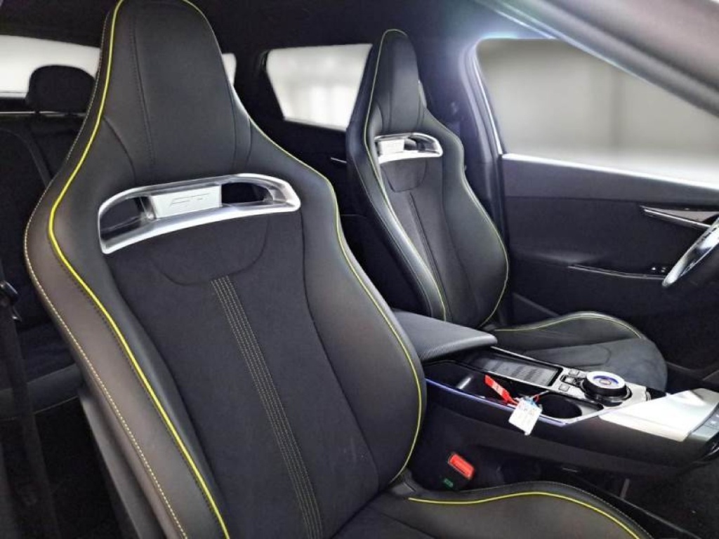 KIA EV6 GT 4WD Electric 609hp 4WD - ref: 7-69727 - Photo 11