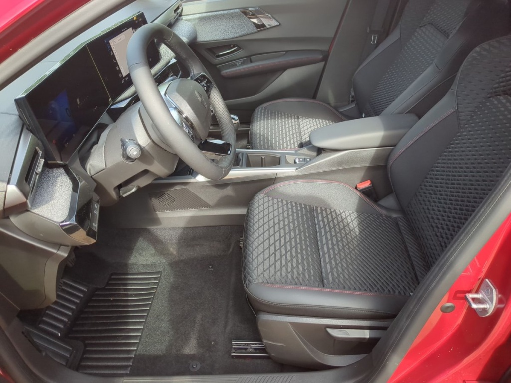 RENAULT Clio Techno TCe 115 - ref: 7-70078 - Photo 4