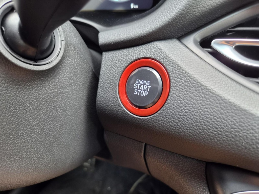 HYUNDAI i30 N-Line 1.6 Gasoline 150hp - ref: 7-70107 - Photo 16