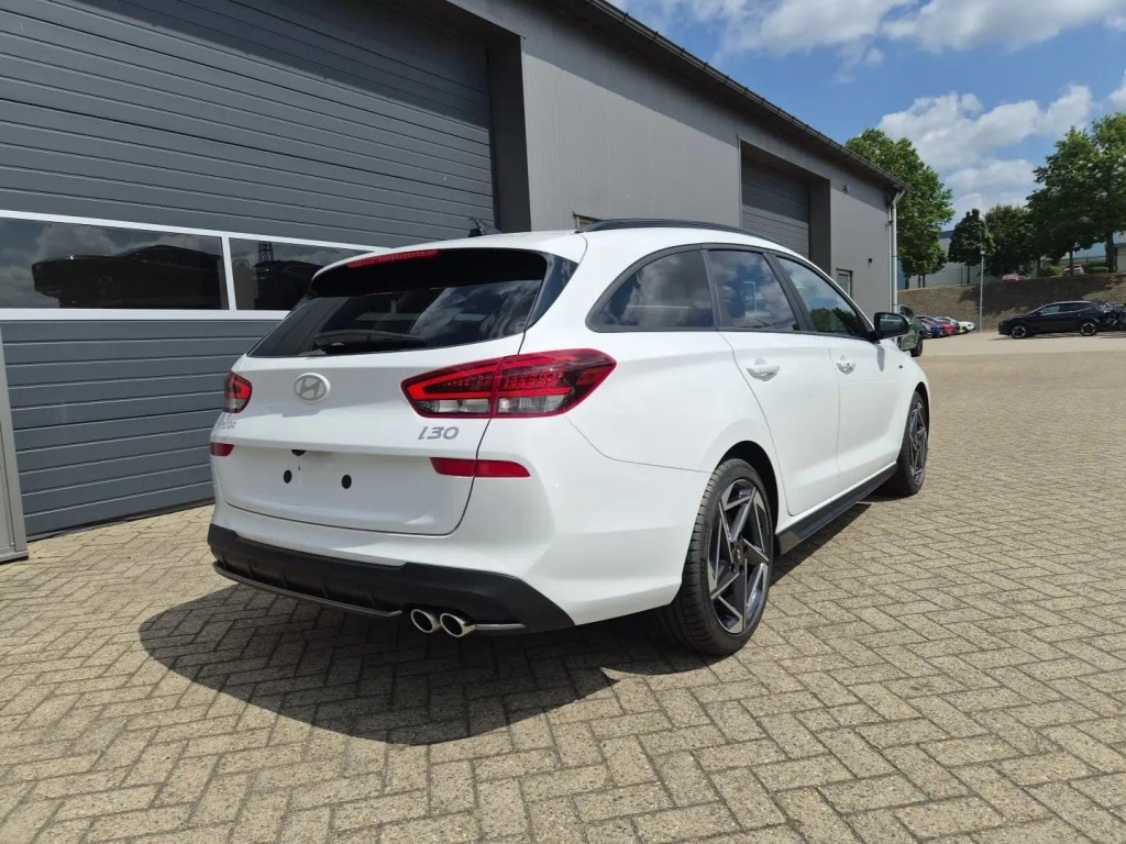 HYUNDAI i30 N-Line 1.6 Gasoline 150hp - ref: 7-70108 - Photo 5