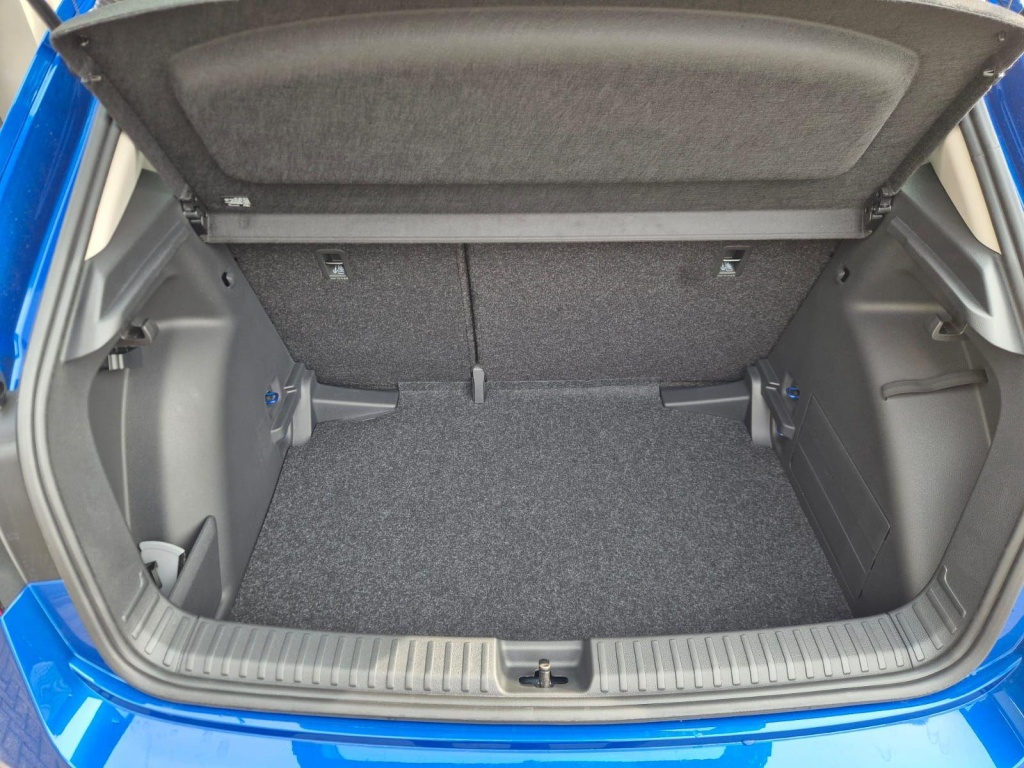 SKODA Fabia Selection 1.0 Gasoline 95hp - ref: 7-70115 - Photo 9