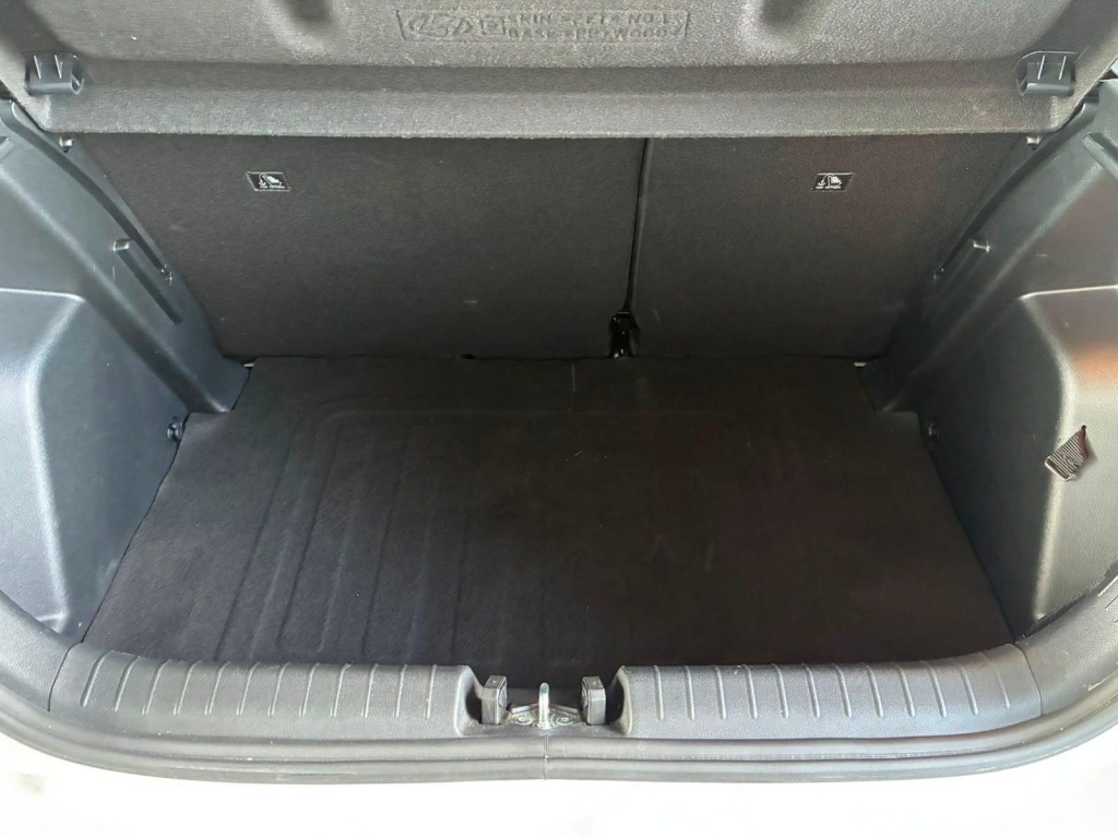 HYUNDAI i20 N-Line 1.2 MPI - ref: 7-70117 - Photo 8