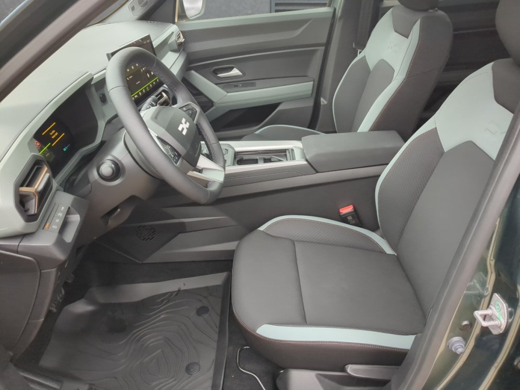 DACIA Bigster Extreme Full-Hybrid 155 - ref: 7-70315 - Photo 4