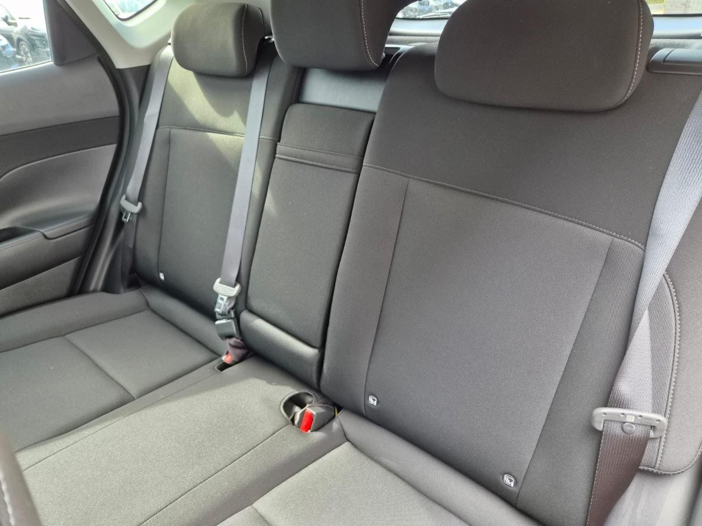 HYUNDAI Kona Trend 1.6 Gasoline 150hp - ref: 7-70338 - Photo 12